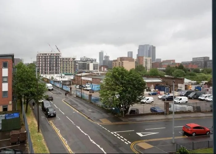 Novanest Salford Apartment